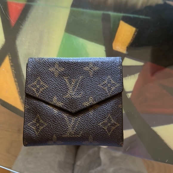 Louis Vuitton small compact wallet🤎 - Picture 1 of 5